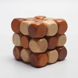 مكعب الثعبان - Cube snake